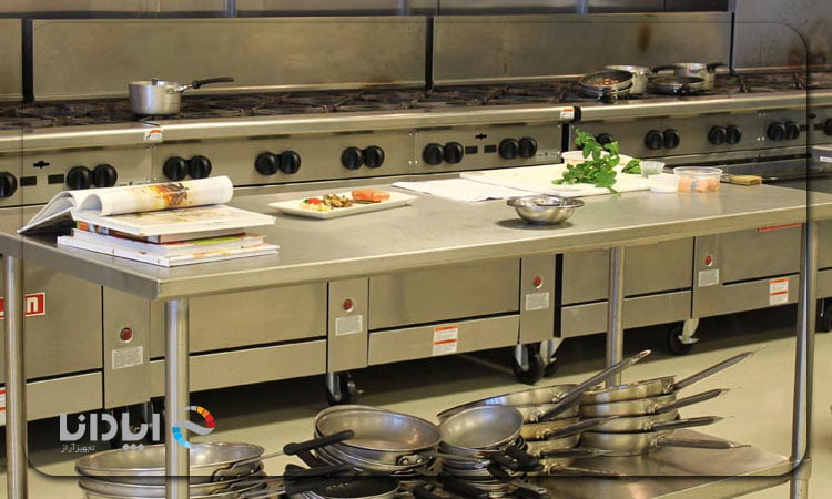 اهمیت تجهیزات آشپزخانه صنعتی با کیفیت 